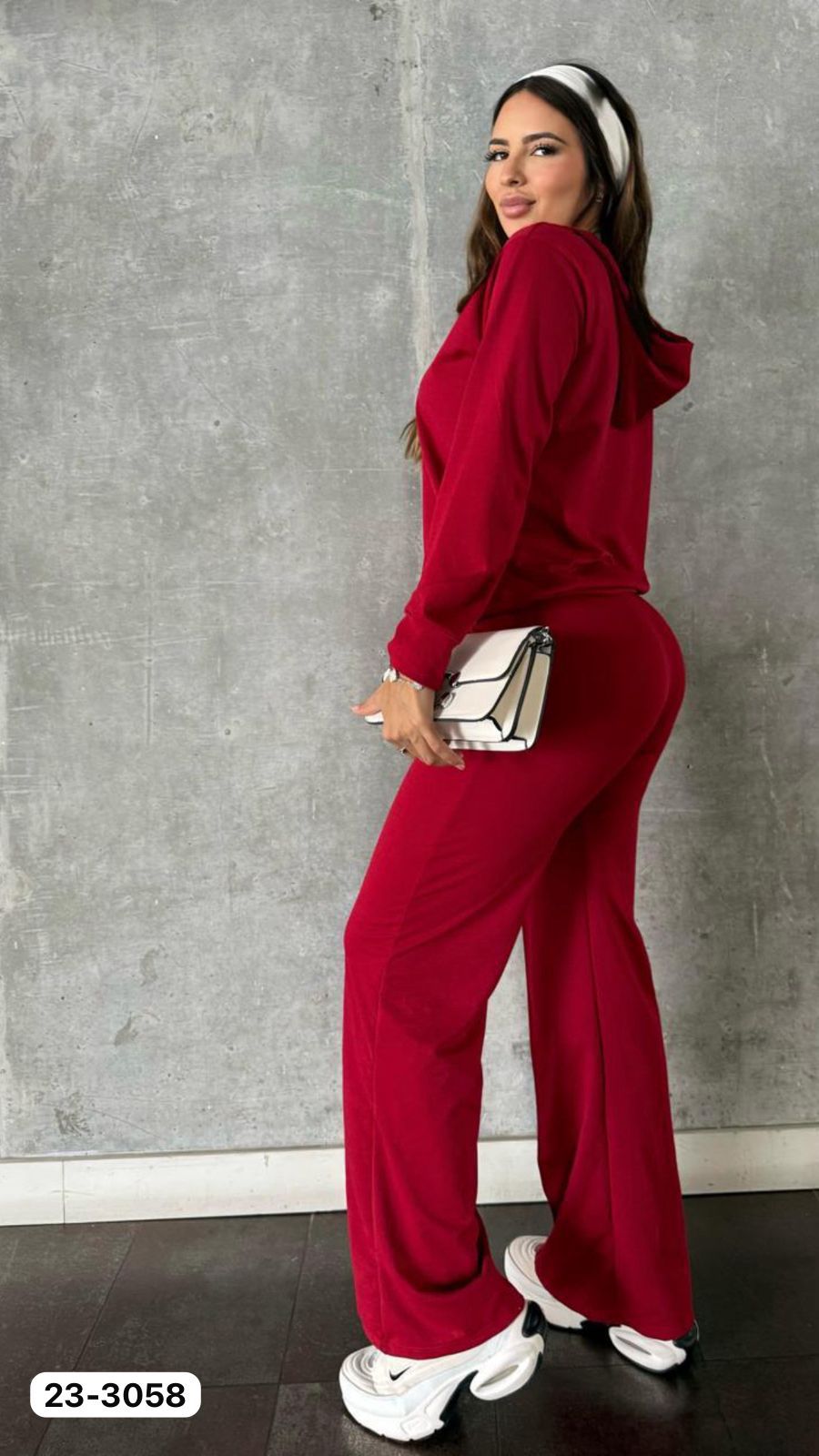 Conjunto  23-3058